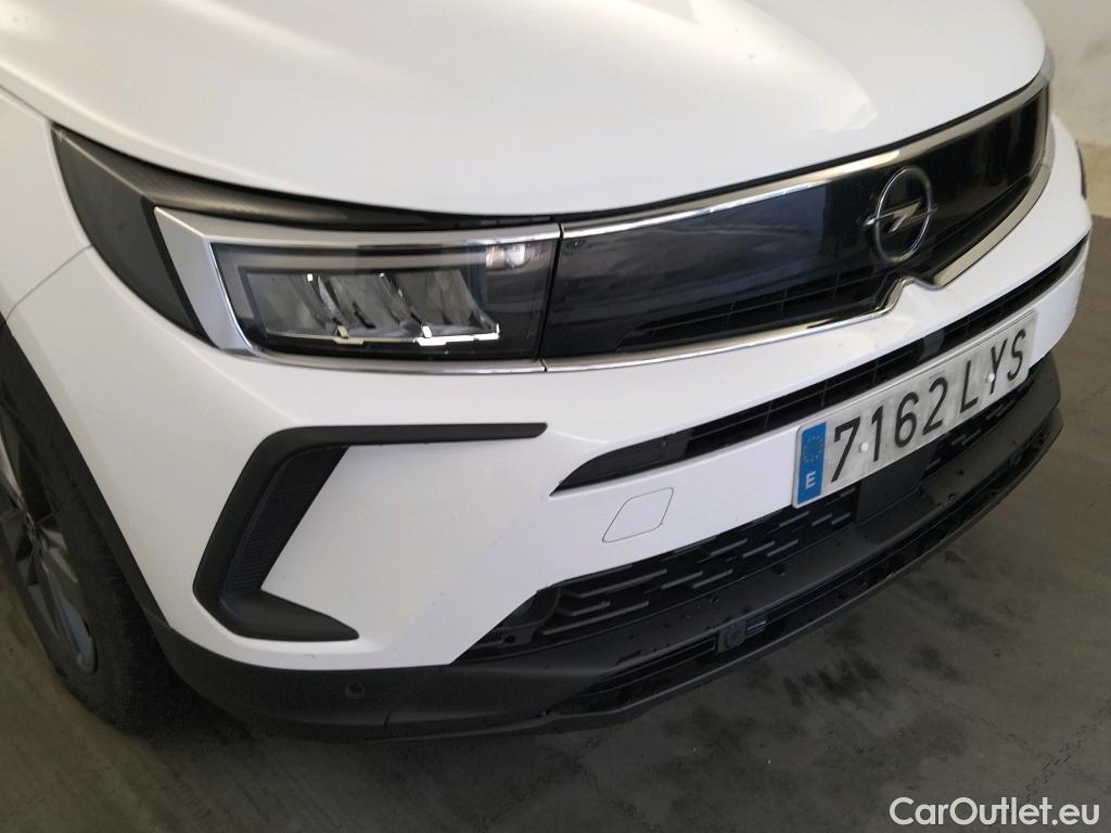  Opel   Grandland X OPEL Grandland / 2021 / 5P / todoterreno 1.5 CDTi Business Edition Auto #9