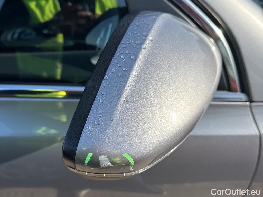  Peugeot  308 PEUGEOT  / 2017 / 5P / familiar SW Allure Pack BlueHDI 130 S&S EAT8 #28