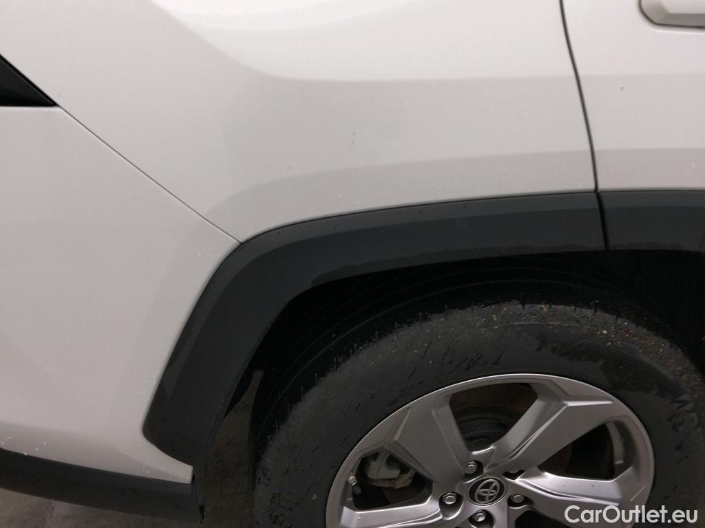  Toyota  RAV4 TOYOTA  / 2018 / 5P / todoterreno 2.5l 220H Advance #13