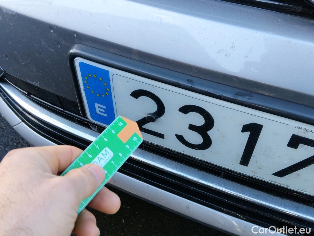  Volkswagen  Tiguan VOLKSWAGEN  Allspace / 2017 / 5P / todoterreno Sport 2.0 TDI 110kW (150CV) 4Motion DSG #26