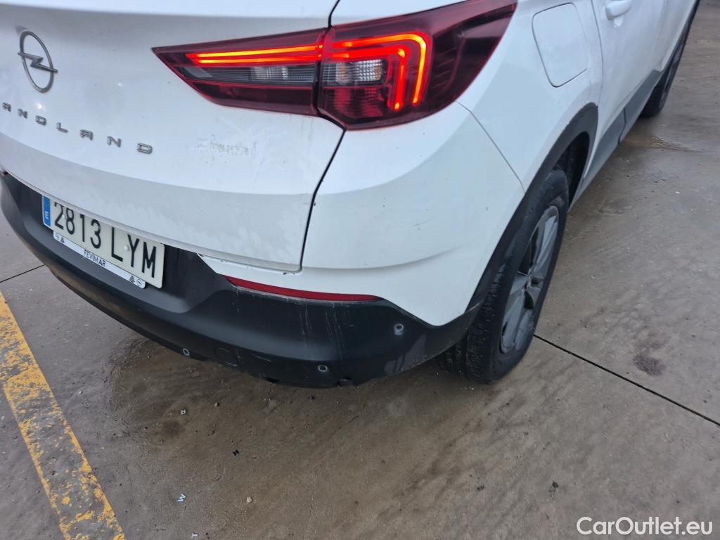  Opel   Grandland X OPEL Grandland / 2021 / 5P / todoterreno 1.5 CDTi Business Edition Auto #27