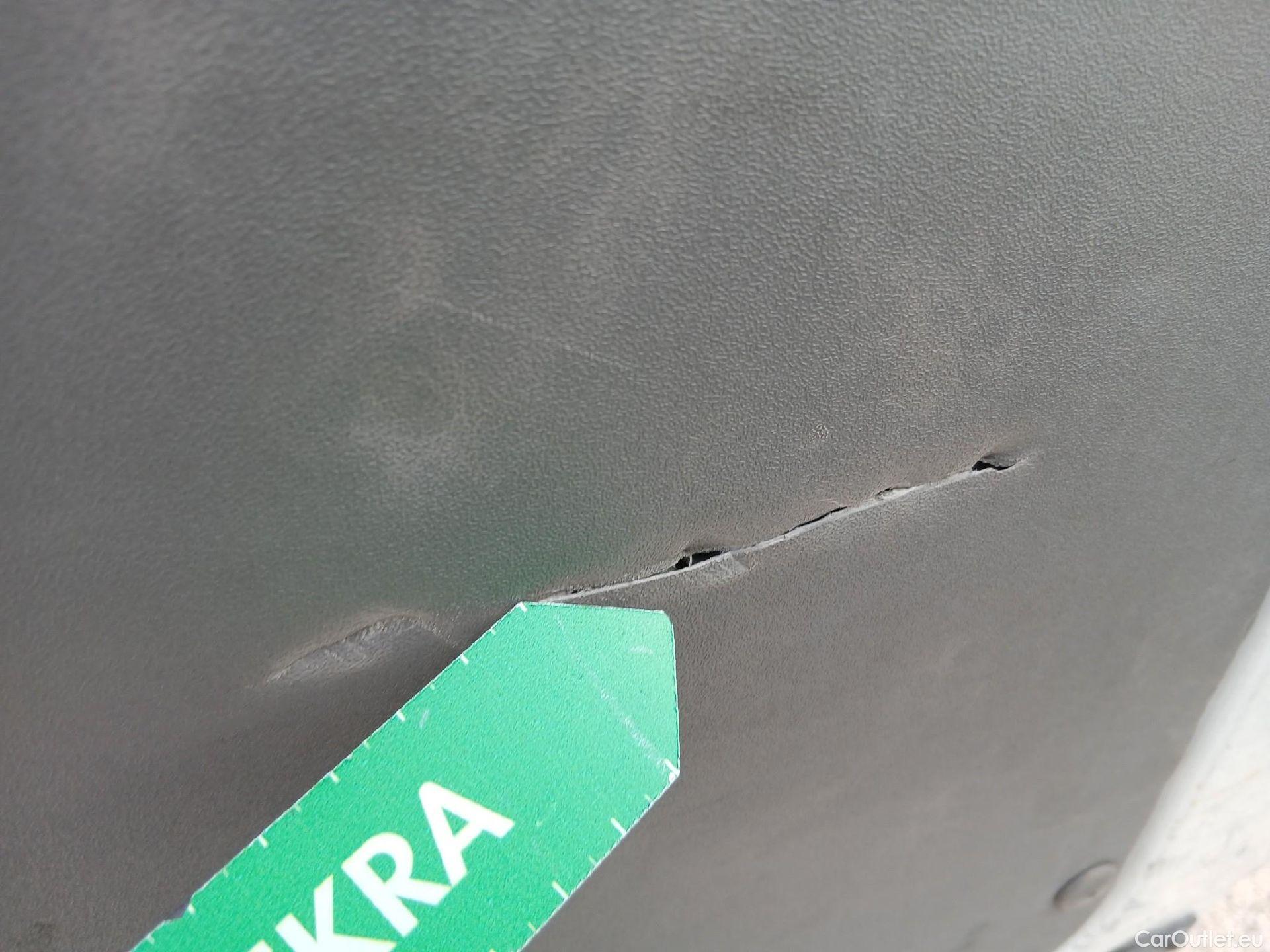  Volkswagen  Crafter VOLKSWAGEN  / 2017 / 4P / furgón 35 Furgón BM TN L3H2 2.0TDI 103kW(140CV) #44