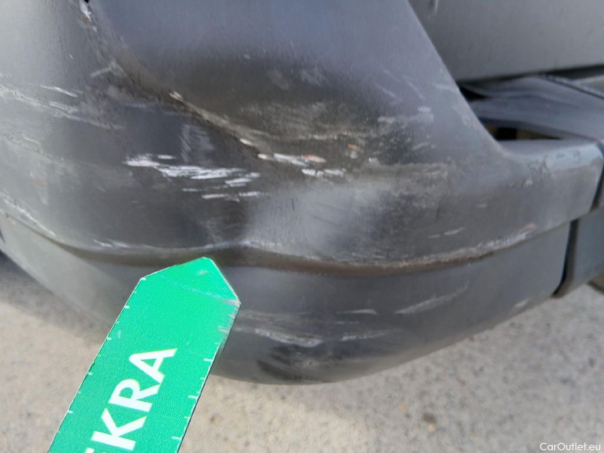  Volkswagen  Crafter VOLKSWAGEN  / 2017 / 4P / furgón 35 Furgón BM TN L3H2 2.0TDI 103kW(140CV) #22