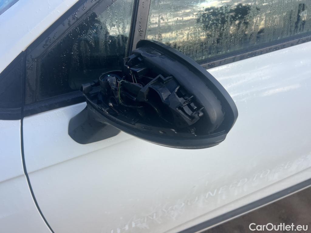  Renault  Clio RENAULT  / 2019 / 5P / berlina con portón Business TCe 74 kW (100CV) GLP #14