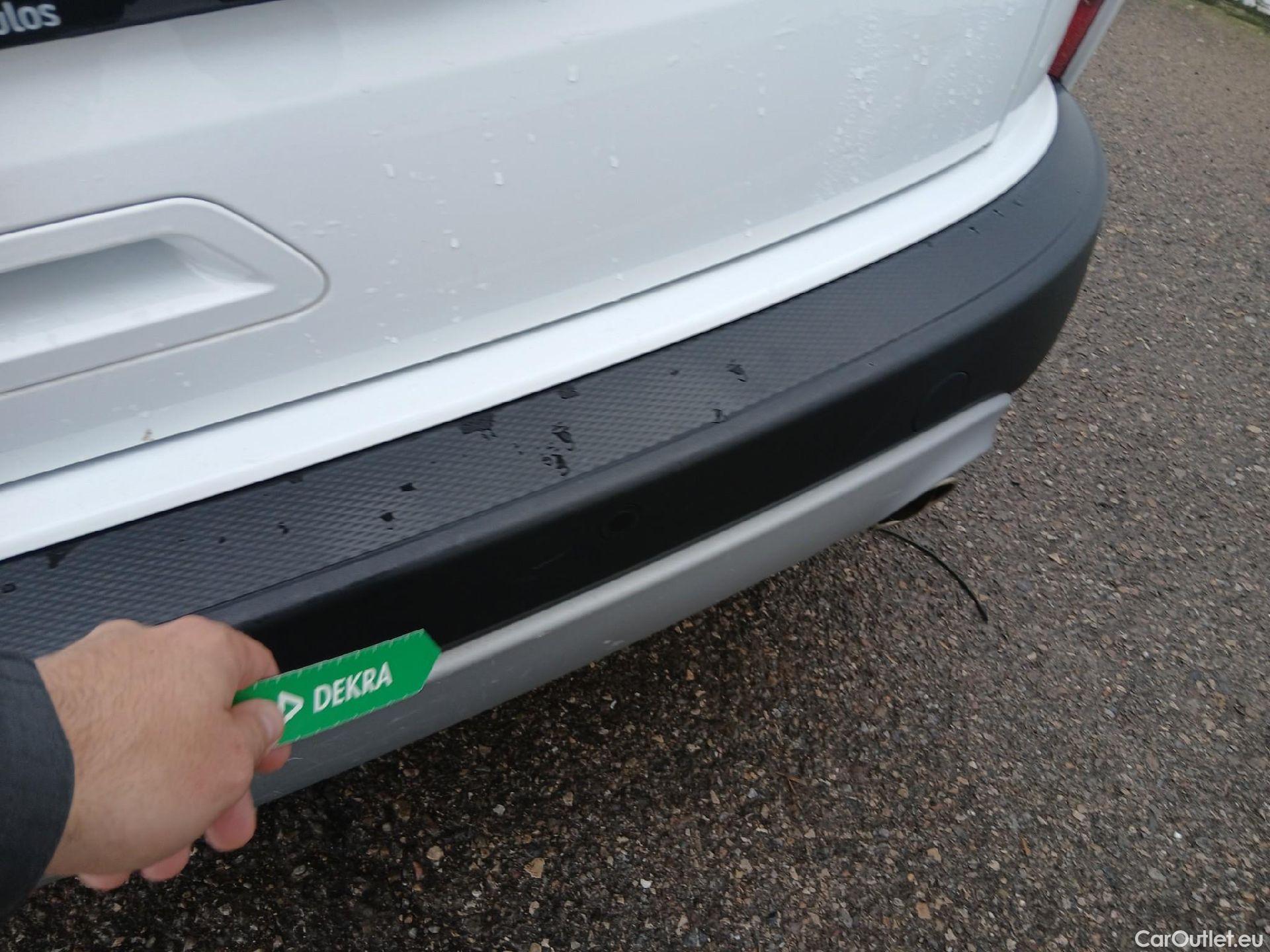  Ford  Kuga FORD  / 2019 / 5P / todoterreno Titanium 1.5T EcoBoost 88kW (120CV) #14