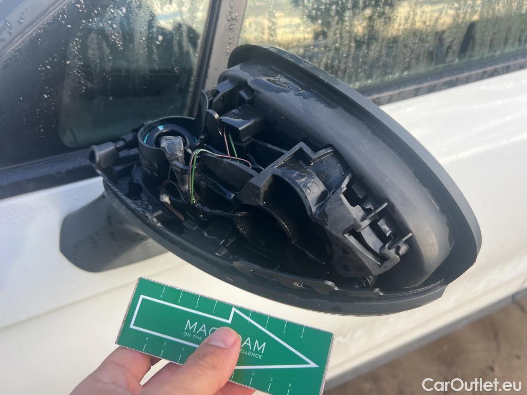  Renault  Clio RENAULT  / 2019 / 5P / berlina con portón Business TCe 74 kW (100CV) GLP #15