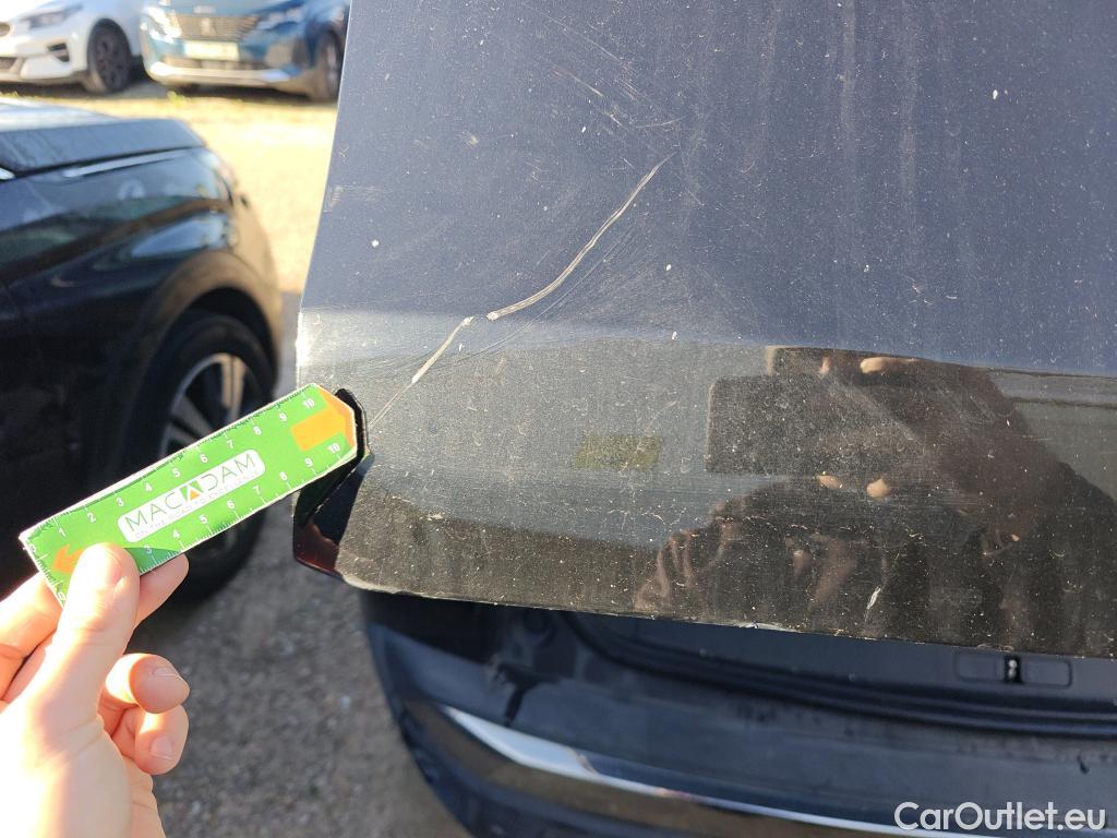  Peugeot  3008 PEUGEOT  / 2016 / 5P / todoterreno 1.5L BlueHDi 96kW (130CV) S&S Active #7