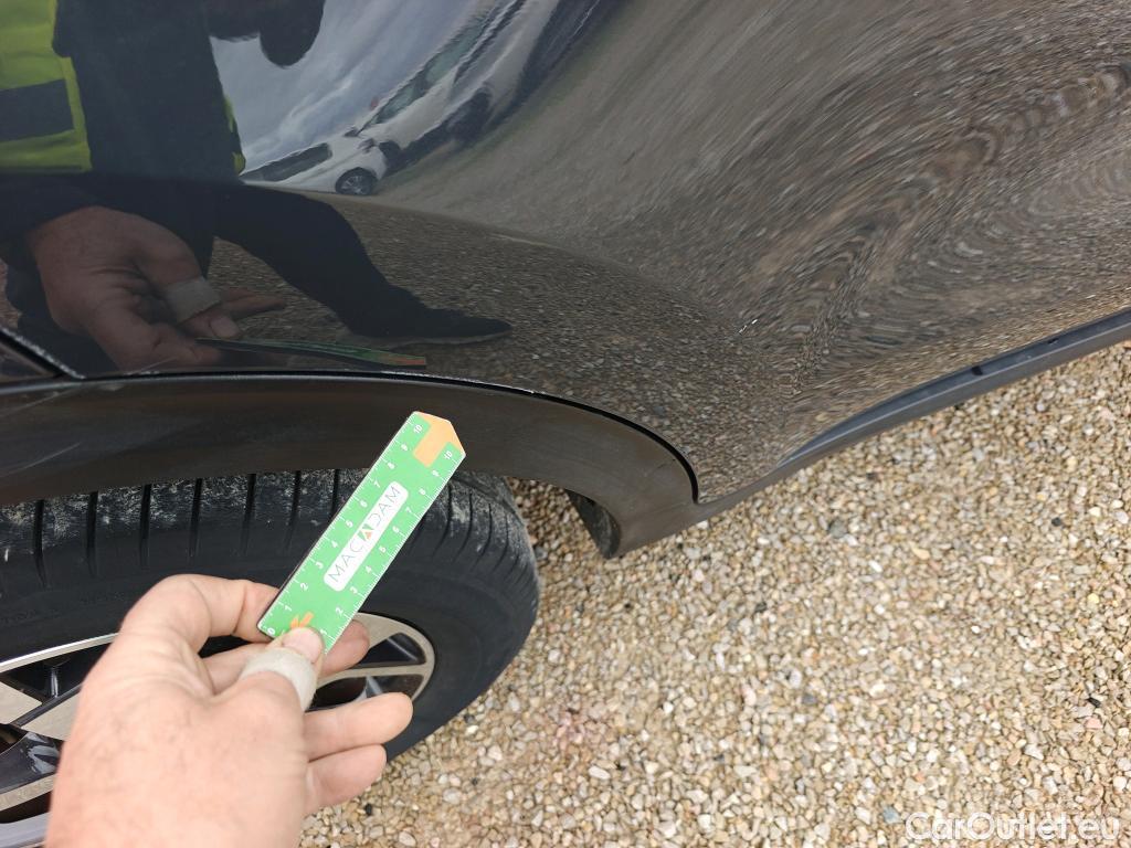  KIA  Sportage KIA  1.6MHEV Drive 100kW(136CV) 4x2(Crist Tintados)(CX) #46