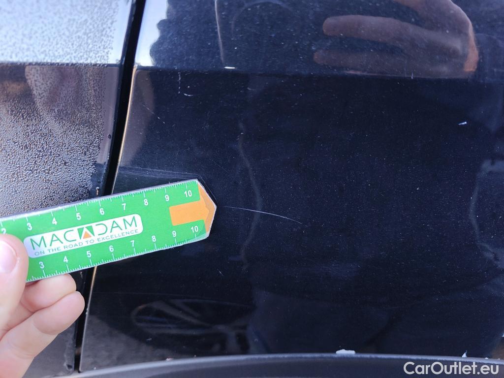  Peugeot  3008 PEUGEOT  / 2016 / 5P / todoterreno 1.5L BlueHDi 96kW (130CV) S&S Active #14