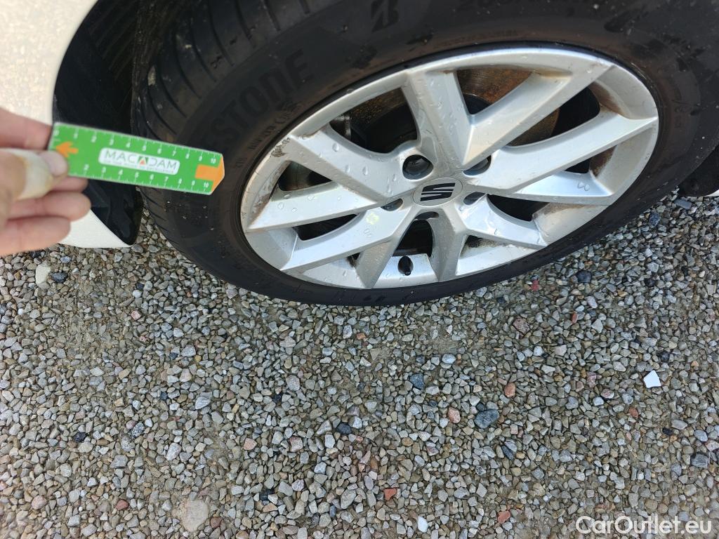  Seat  Leon SEAT Nuevo León / 2020 / 5P / familiar SP 2.0 TDI 85kW Style Go(SP) #36