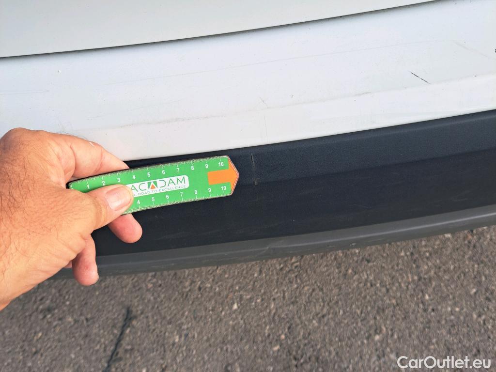  Bmw  X1 BMW  / 2015 / 5P / todoterreno sDrive18dA Business (AC) #19