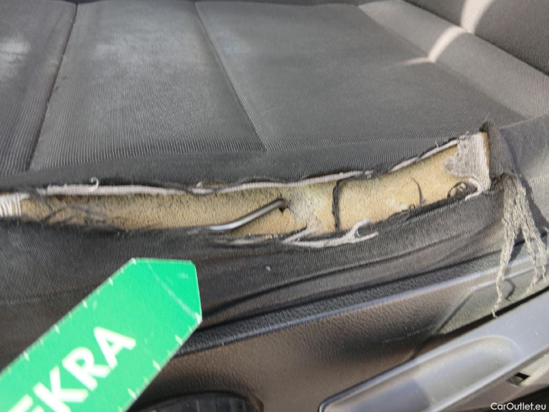  Volkswagen  Crafter VOLKSWAGEN  / 2017 / 4P / furgón 35 Furgón BM TN L3H2 2.0TDI 103kW(140CV) #72