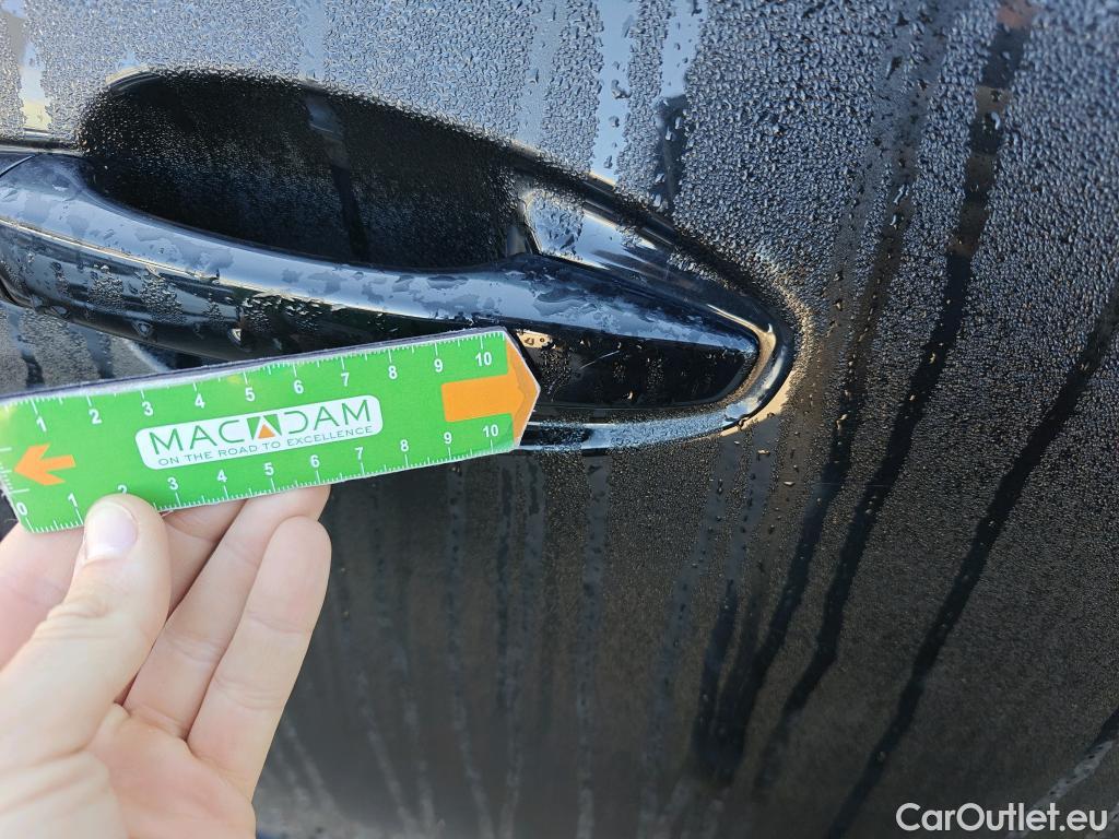  Peugeot  3008 PEUGEOT  / 2016 / 5P / todoterreno 1.5L BlueHDi 96kW (130CV) S&S Active #51