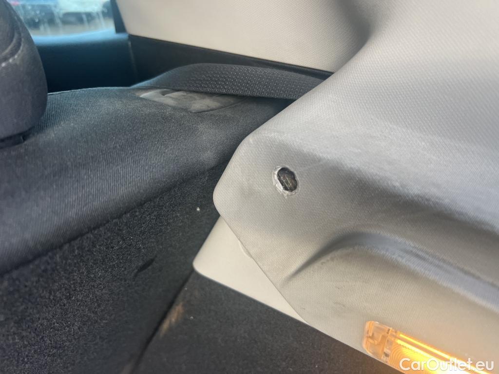  Renault  Clio RENAULT  / 2019 / 5P / berlina con portón Business TCe 74 kW (100CV) GLP #5