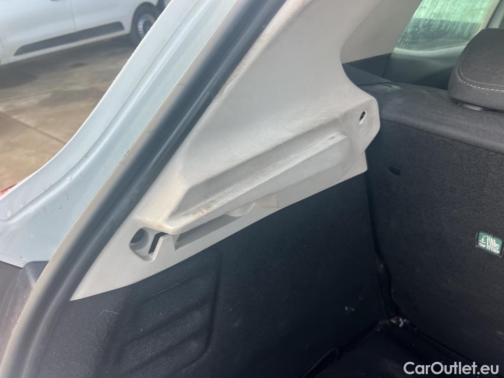  Renault  Clio RENAULT  / 2019 / 5P / berlina con portón Business TCe 74 kW (100CV) GLP #6