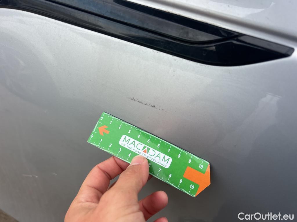  Land Rover  Range Rover LAND ROVER  Velar / 2017 / 5P / todoterreno 2.0D I4 150kW Landmark Edition 4WD Auto(SP) #7