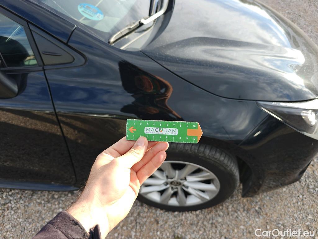  Toyota  Corolla TOYOTA  / 2019 / 5P / familiar 1.8 125H ACTIVE TECH E-CVT TOU SPORT #37