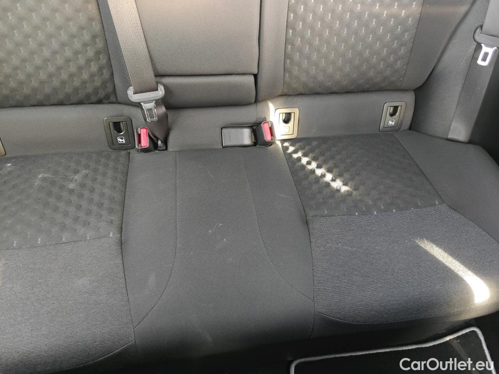  Toyota  Corolla TOYOTA  / 2019 / 5P / familiar 1.8 125H ACTIVE TECH E-CVT TOU SPORT #19