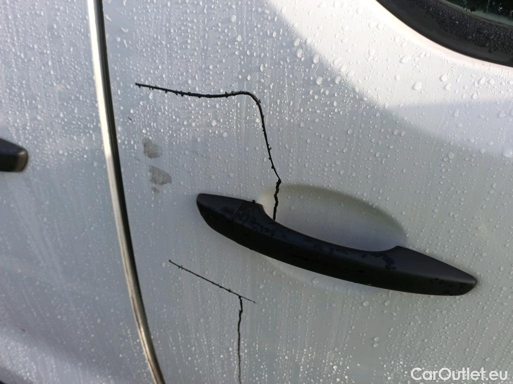  Citroen  Jumpy CITROEN  / 2016 / 4P / furgón Talla M BlueHDi 85KW (115CV) 6v Confort #26