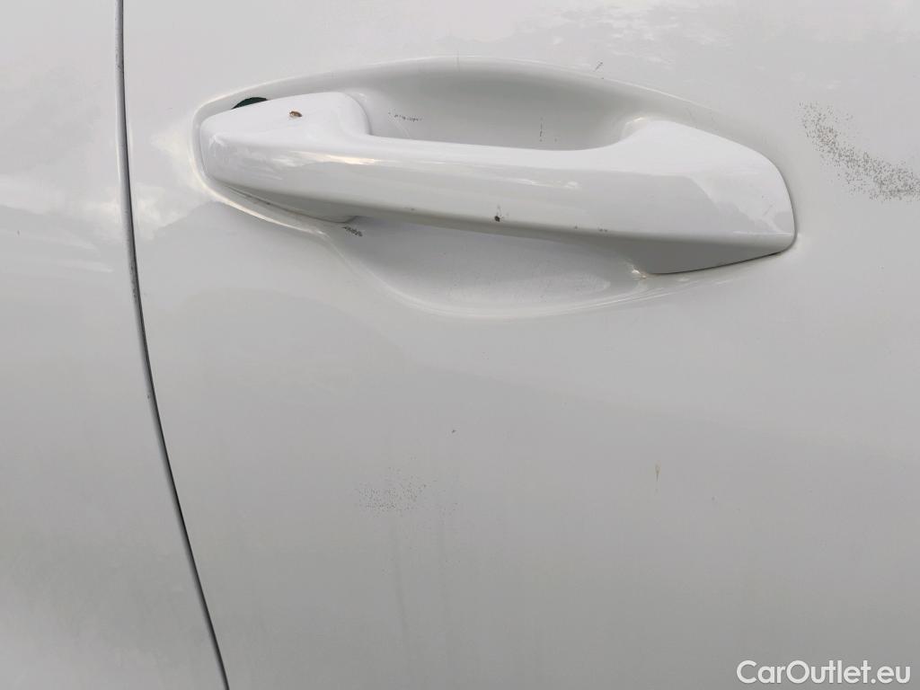  KIA  Cee'd KIA Ceed / 2018 / 5P / berlina con portón 1.0 T-GDi 88kW (120CV) Concept #24