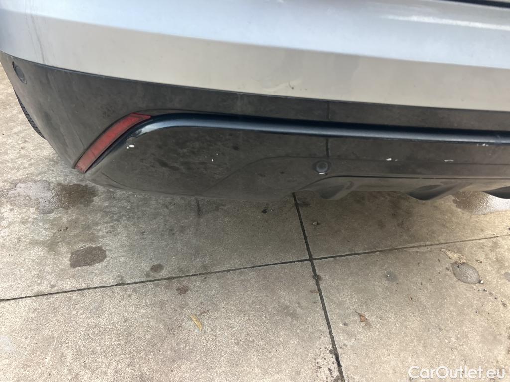  Land Rover  Range Rover LAND ROVER  Velar / 2017 / 5P / todoterreno 2.0D I4 150kW Landmark Edition 4WD Auto(SP) #27