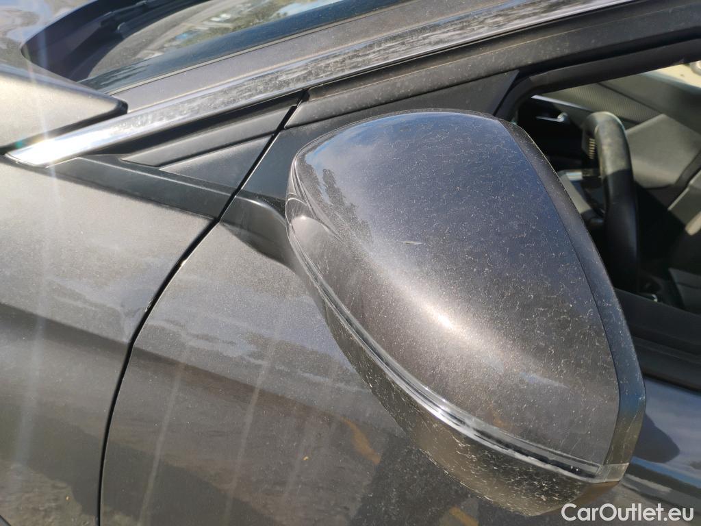  Peugeot  3008  Active Pack 1.5 HDi 130CV MT6 E6d #46