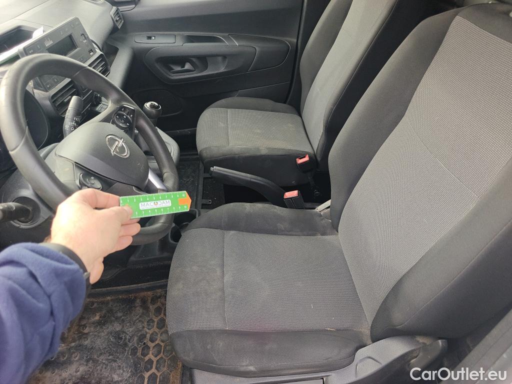  Opel  Combo OPEL  / 2018 / 3P / furgón derivado de turismo 1.6 TD S/S 74kW (100CV) Express L H1 650 #25