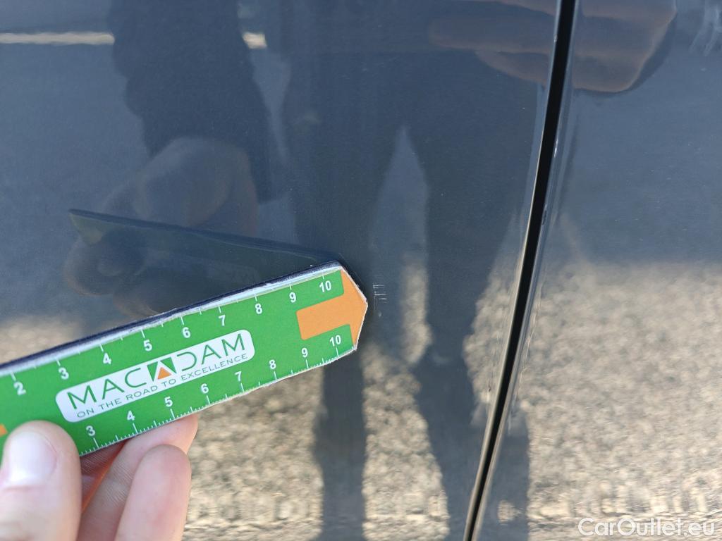  Audi  Q3 AUDI  / 2018 / 5P / todoterreno Advanced 35 TDI 110kW (150CV) S tronic #40