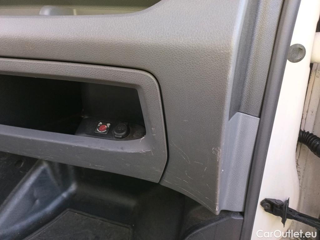  Citroen  Jumpy CITROEN  / 2016 / 4P / furgón Talla M BlueHDi 85KW (115CV) 6v Confort #30