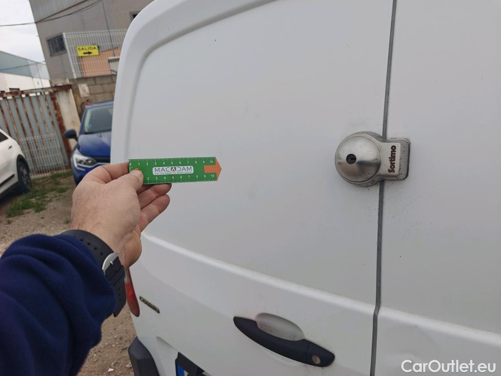  Opel  Combo OPEL  / 2018 / 3P / furgón derivado de turismo 1.6 TD S/S 74kW (100CV) Express L H1 650 #15