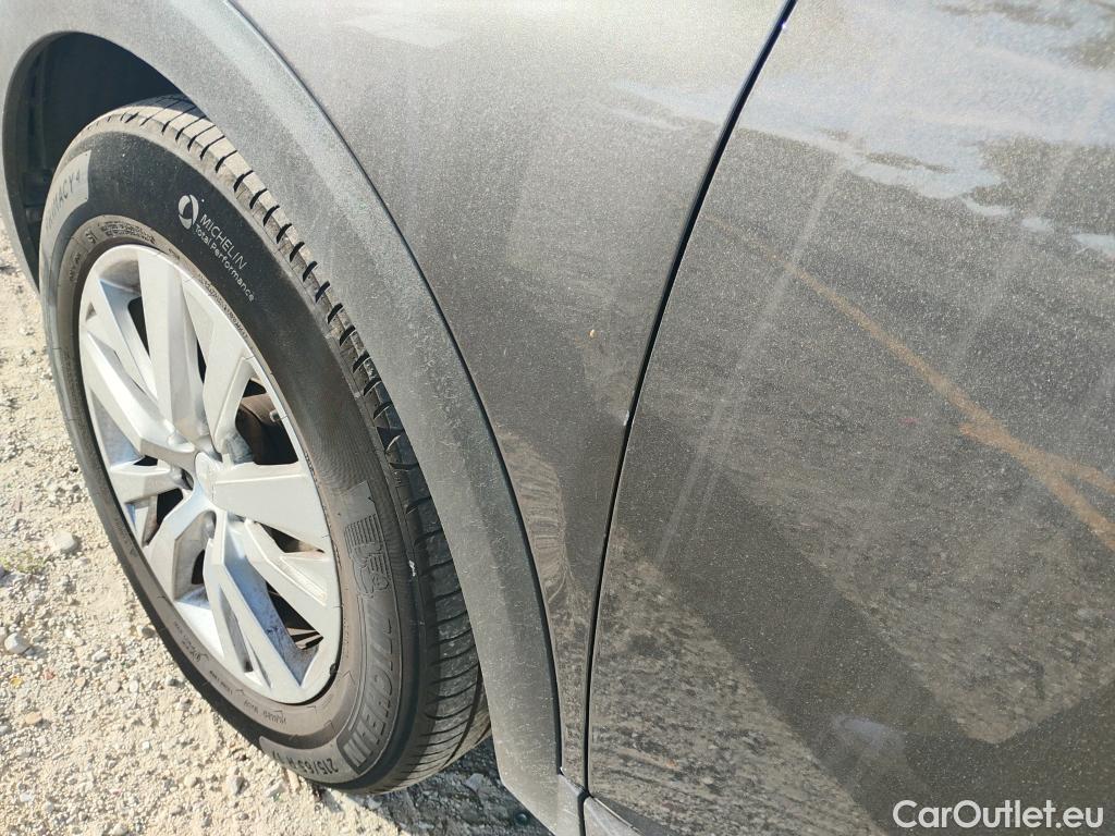  Peugeot  3008  Active Pack 1.5 HDi 130CV MT6 E6d #5