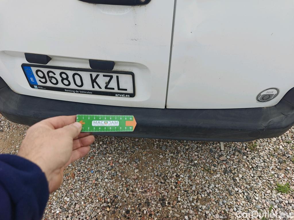  Opel  Combo OPEL  / 2018 / 3P / furgón derivado de turismo 1.6 TD S/S 74kW (100CV) Express L H1 650 #17