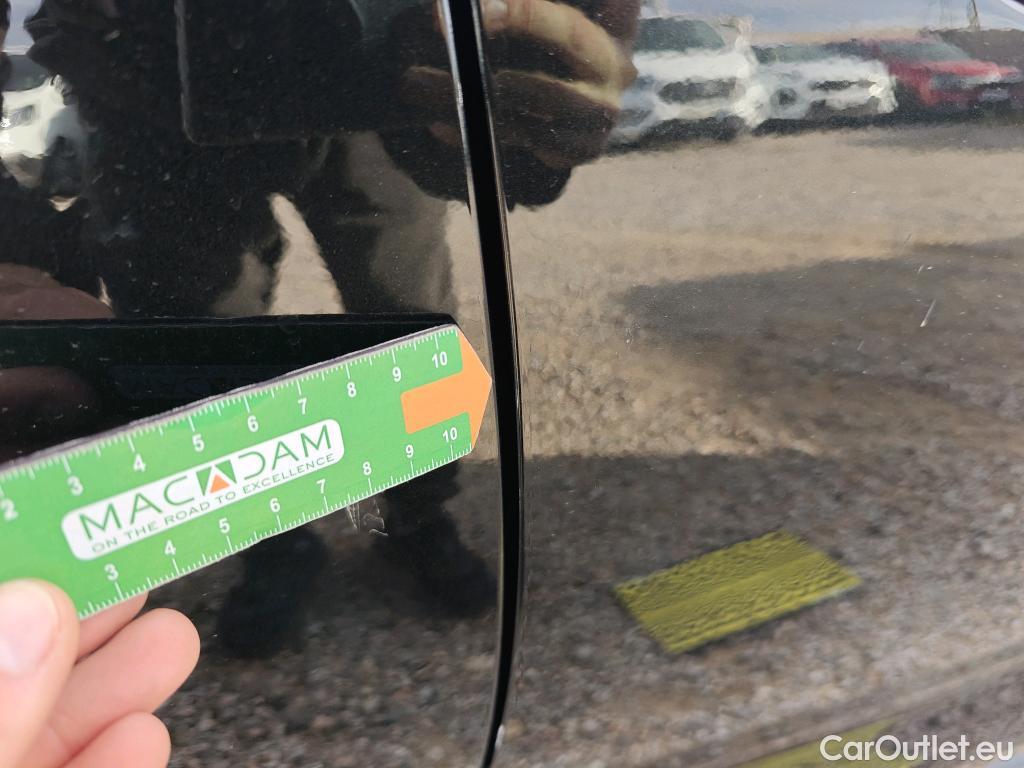  Toyota  Corolla TOYOTA  / 2019 / 5P / familiar 1.8 125H ACTIVE TECH E-CVT TOU SPORT #35