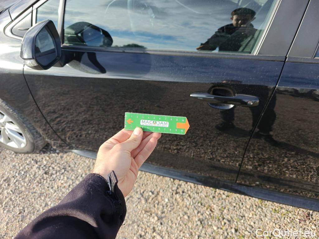  Toyota  Corolla TOYOTA  / 2019 / 5P / familiar 1.8 125H ACTIVE TECH E-CVT TOU SPORT #22