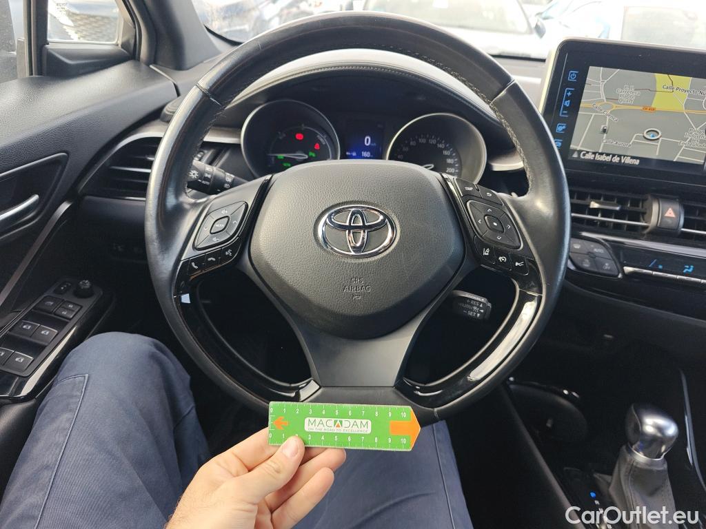  Toyota  C-HR TOYOTA  / 2016 / 5P / todoterreno 1.8 125H Advance (CX) #13