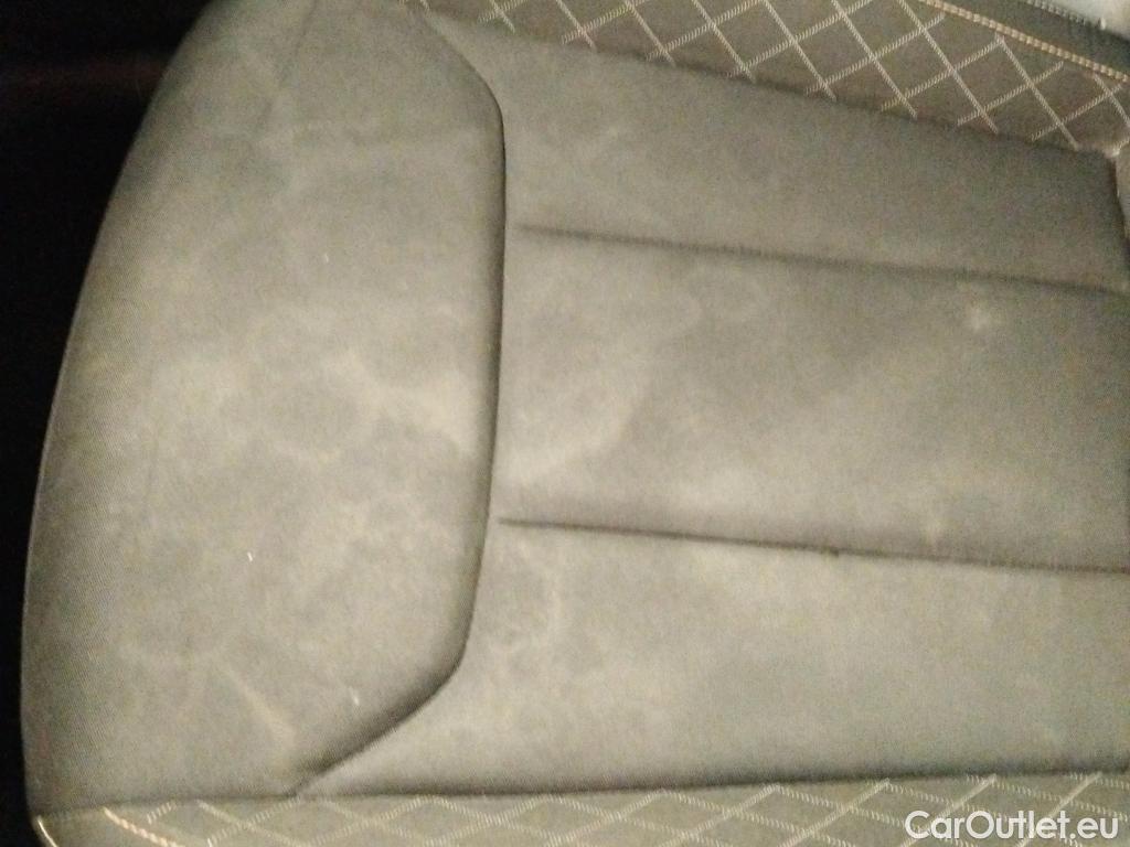  Skoda  KAMIQ SKODA  1.0 TSI 81kW (110CV) DSG Ambition (CX) #39