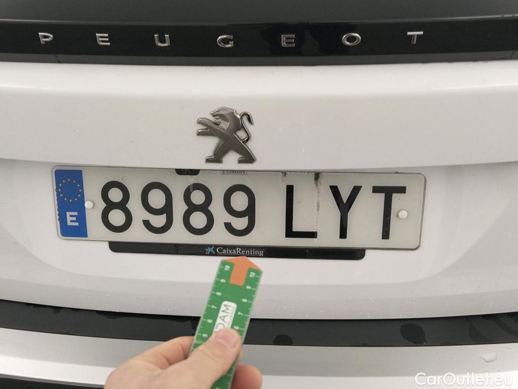  Peugeot  2008  Active Pack 1.2 PureTech 100CV MT6 E6d #4