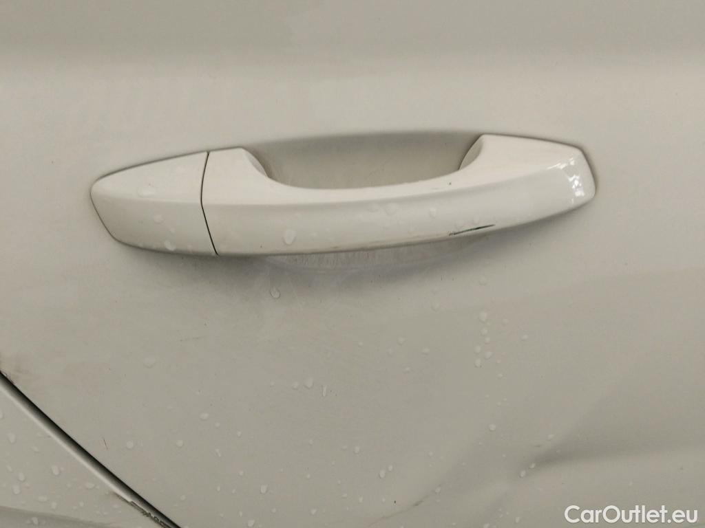  Skoda  KAMIQ SKODA  1.0 TSI 81kW (110CV) DSG Ambition (CX) #56