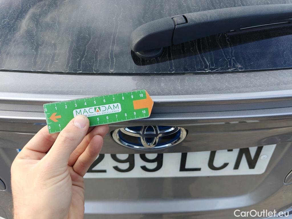  Toyota  C-HR TOYOTA  / 2016 / 5P / todoterreno 1.8 125H Advance (CX) #33