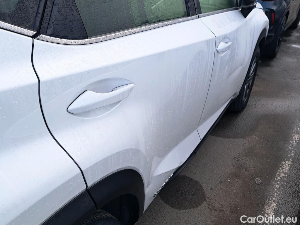  Lexus  NX LEXUS  / 2017 / 5P / todoterreno 2.5 300h Business Navigation 2WD (CX) #11