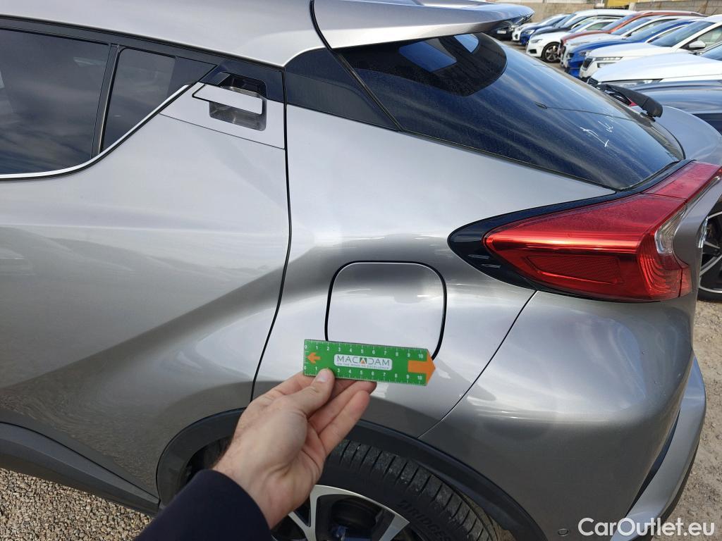  Toyota  C-HR TOYOTA  / 2016 / 5P / todoterreno 1.8 125H Advance (CX) #21