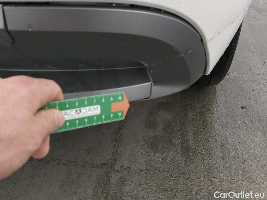  Skoda  KAMIQ SKODA  1.0 TSI 81kW (110CV) DSG Ambition (CX) #45