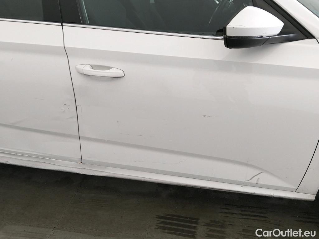  Skoda  KAMIQ SKODA  1.0 TSI 81kW (110CV) DSG Ambition (CX) #11