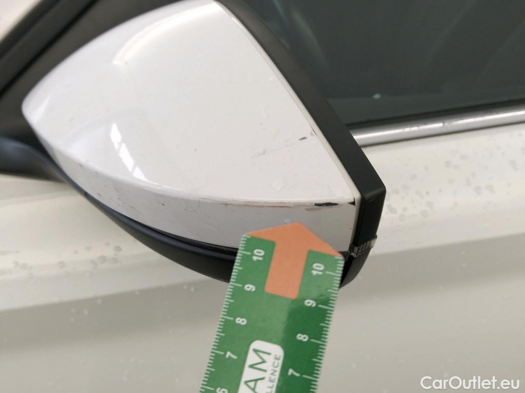  Skoda  KAMIQ SKODA  1.0 TSI 81kW (110CV) DSG Ambition (CX) #51