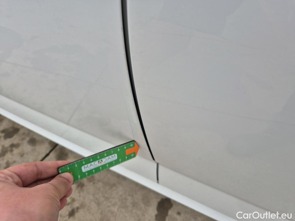  Skoda  KAMIQ SKODA  1.0 TSI 81kW (110CV) DSG Ambition (CX) #26