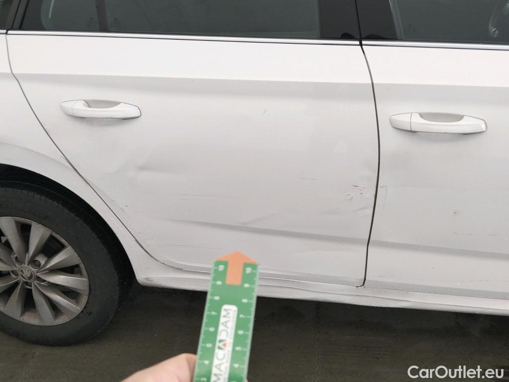  Skoda  KAMIQ SKODA  1.0 TSI 81kW (110CV) DSG Ambition (CX) #14