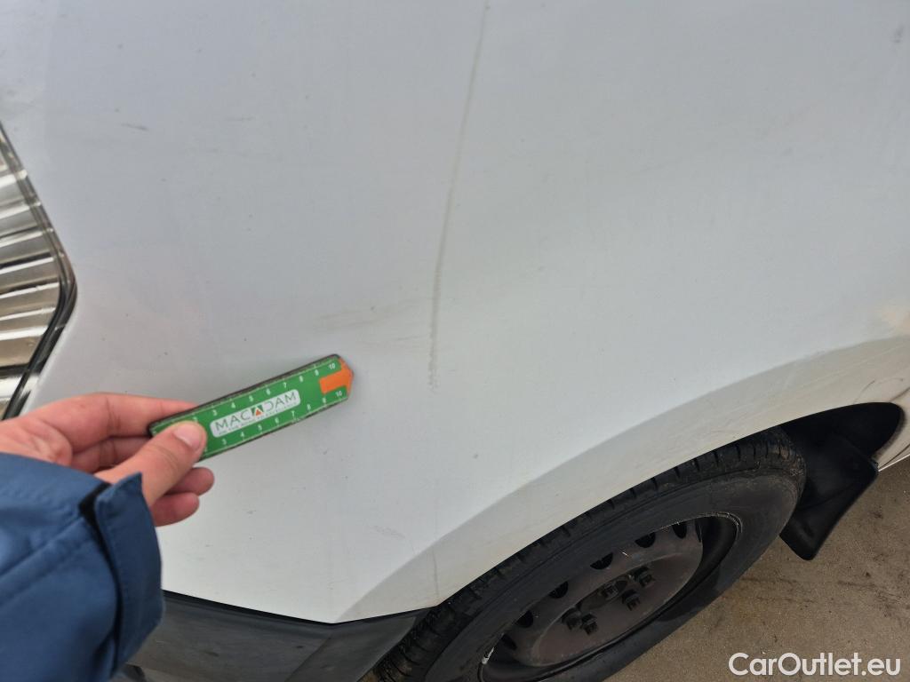  Nissan  NV400 NISSAN  / 2011 / 4P / furgón L2H2 3,5T 2.3dCi 99kW FWD Comfort #56