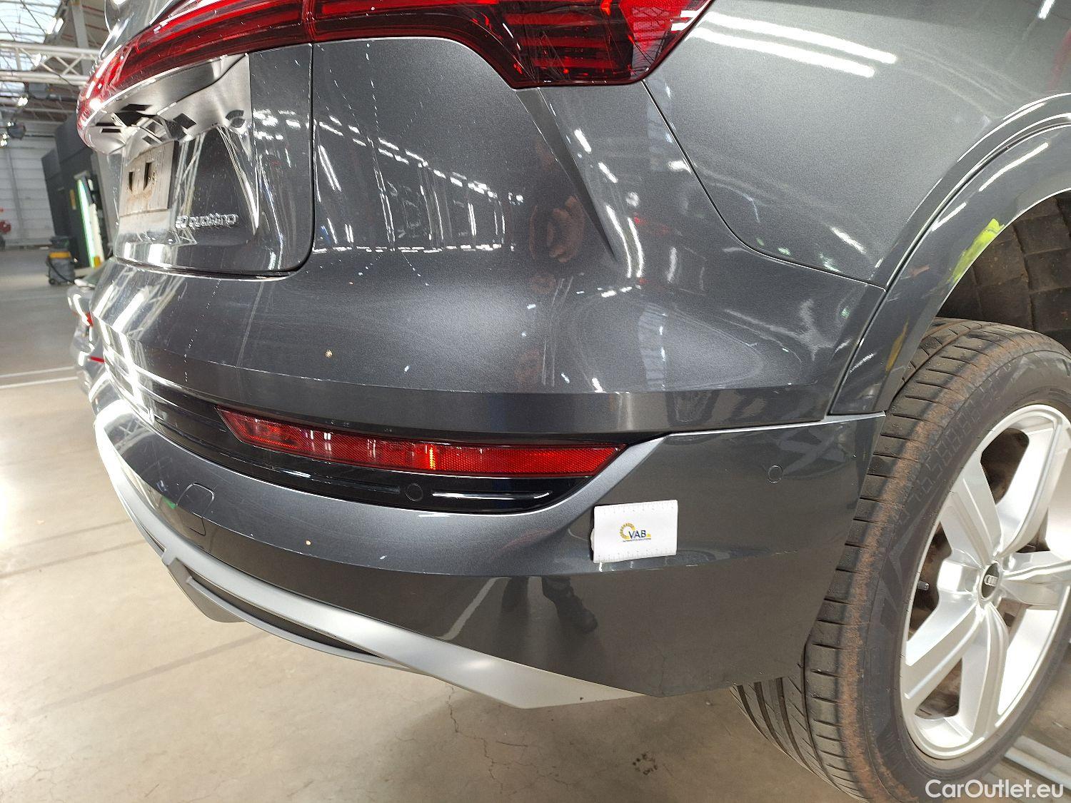  Audi  E-TRON Audi,  SB '19 BEV, Audi  Sportback 50 Quattro S-Line 5d #26