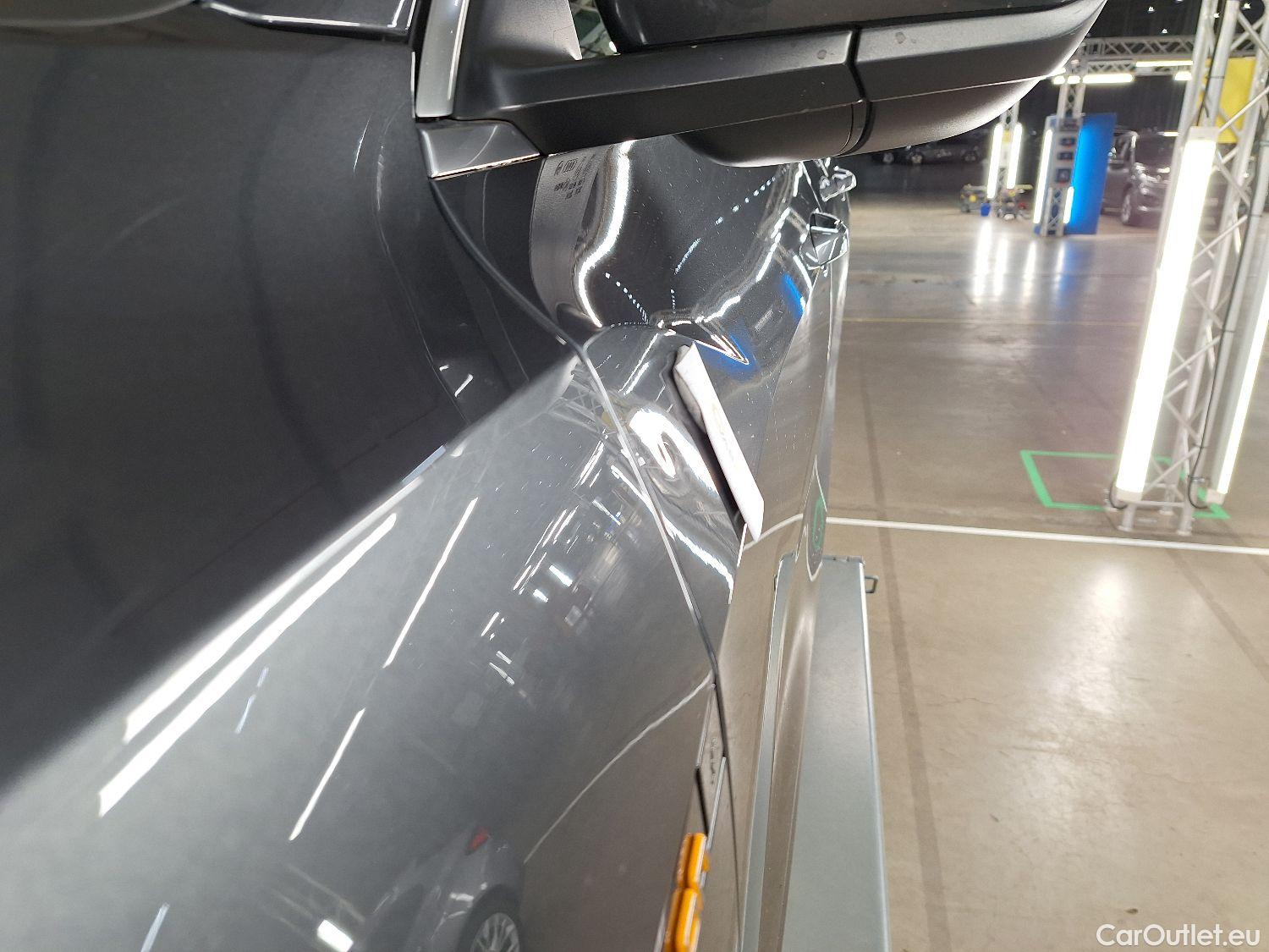  Audi  E-TRON Audi,  SB '19 BEV, Audi  Sportback 50 Quattro S-Line 5d #28