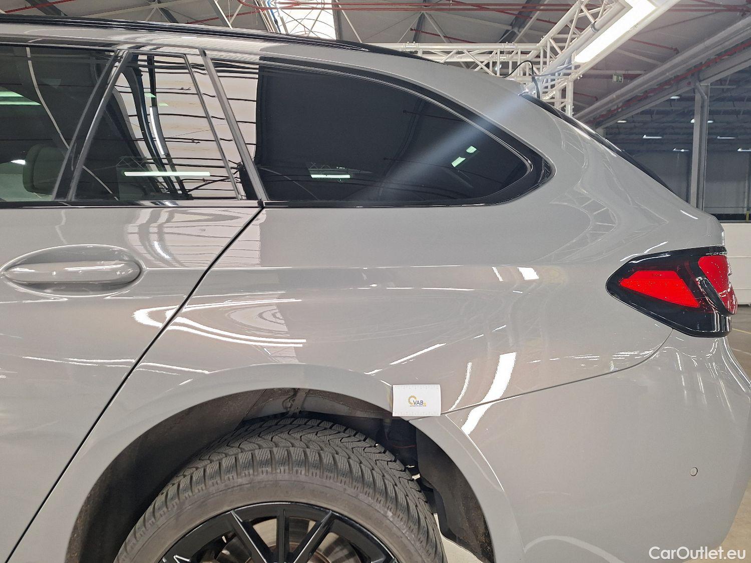  Bmw  Serie 5 BMW, 5-serie To FL'20, BMW 5 Reeks Touring 520d Aut. (140 kW) 5d #30